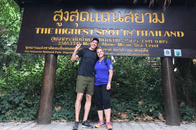 1 Day Private Tour Doi Inthanon And Phachor Canyon - The King and Queen pagodas at Doi Inthanon