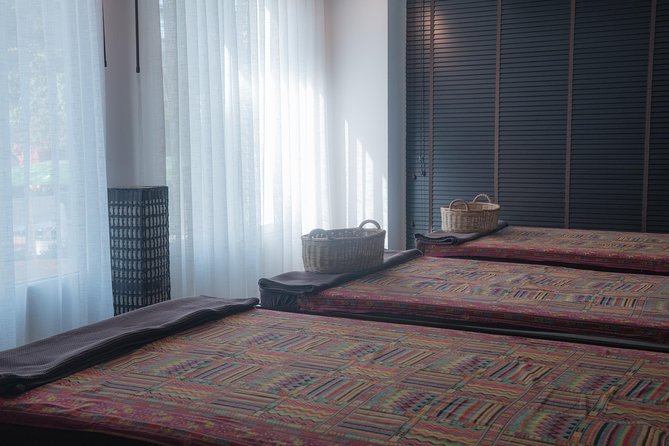 1 Hour Deep Tissue Thai Massage with Balm - Free Transportation - A private room and a more personal feel