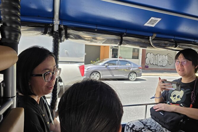 2 Hour Electric Tuk Tuk Cultural Tour of Bangkok - The Grand Palace finish is useful, but entry costs extra