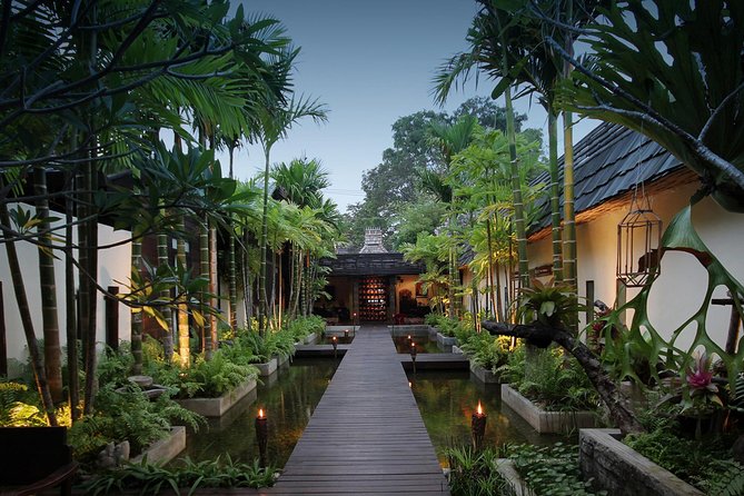 2 hour Siam Massage with Thai and Foot Massage at Fah Lanna Spa - Traditional Thai massage first