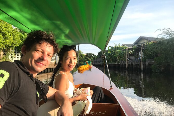 3hr Sunset Canal Cruise & Stop at Biggest Buddha (fully guided) - Khlong Bang Luang Artist House, a quiet canal-side pause