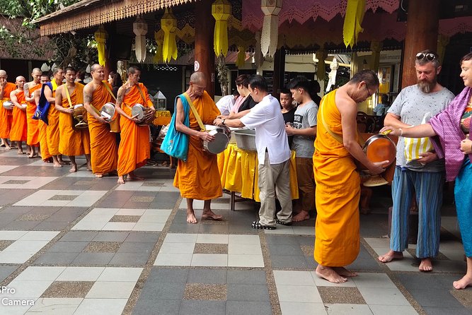 4 highlights: Sticky Waterfall/Elephants/local market /Wat Banden - Wat Banden and the final temple visit