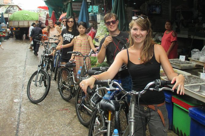 5-Hour Bike Tour of Hidden Bangkok - Fresh markets and the city’s food routine