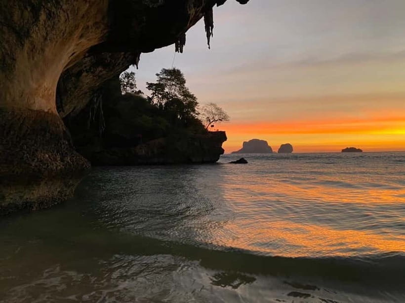 7 Islands sunset tour plus bioluminescent plankton + BBQ - Phra Nang Beach and Ao Nang add more water time