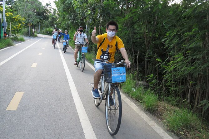 Adventure in Bangkok Green area - Seven kilometers by cruiser bike