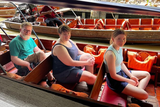 Amphawa and Railway Markets with Boat Ride Group Tour - Two hours at Amphawa Floating Market
