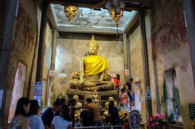 Amphawa Floating & Maeklong Railway Train Market (Small Group) - Guide quality can shape the whole outing