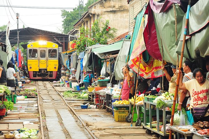Amphawa Floating Market Tour with Maeklong Railway Market (SHA Plus) - A closer look at the afternoon schedule