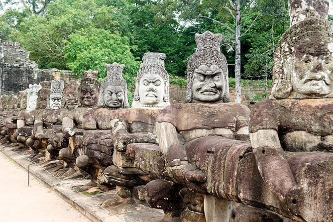 Angkor Wat 2-Day Tour from Bangkok - One night in Siem Reap, with little room for error
