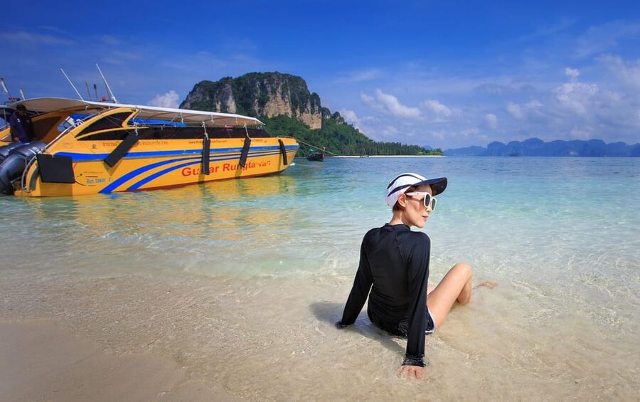 Ao Nang: 4 Islands Day Tour by Speedboat or Longtail Boat - Chicken Island’s rock and snorkeling stop