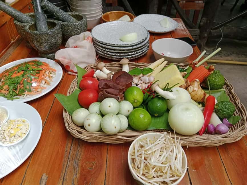 Ao Nang: Authentic Thai Local Cooking Class - Choosing a menu that fits your appetite