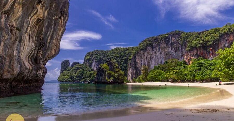 Ao Nang: Hong Islands Tour by Speedboat or Longtail Boat - Ko Pak Bia combines lunch, swimming, and snorkeling
