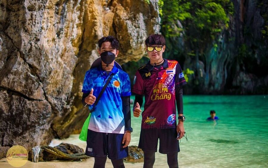 Ao Nang: Hong Islands Tour by Speedboat or Longtail Boat - Hong Island gives you the best beach time