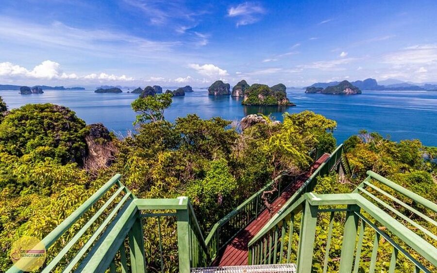 Ao Nang: Hong Islands Tour by Speedboat or Longtail Boat - The 360-degree viewpoint is worth the sweat