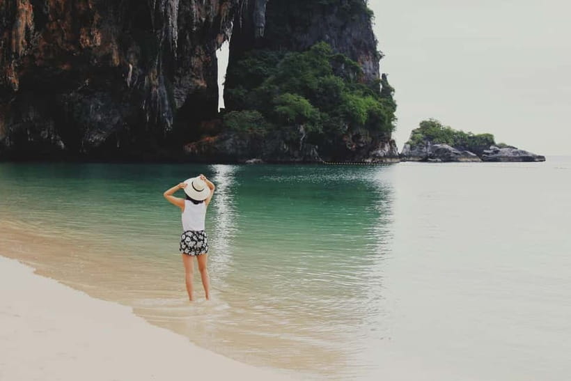 Ao Nang: Premium 4 Islands Snorkeling Tour by Speedboat - Thale Waek is a tide-timed walk