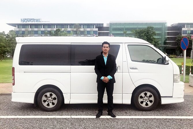 Arrival Private Airport Transfer : Bangkok Airport to Hotel in Bangkok - The 45-minute ride to your Bangkok hotel