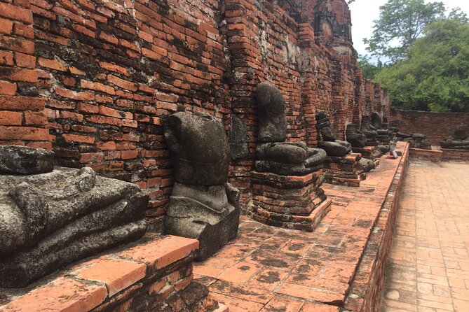 Ayuthaya Must Visit Temples Tour from Bangkok by MyProGuide - Wat Mahathat and the Buddha in the tree
