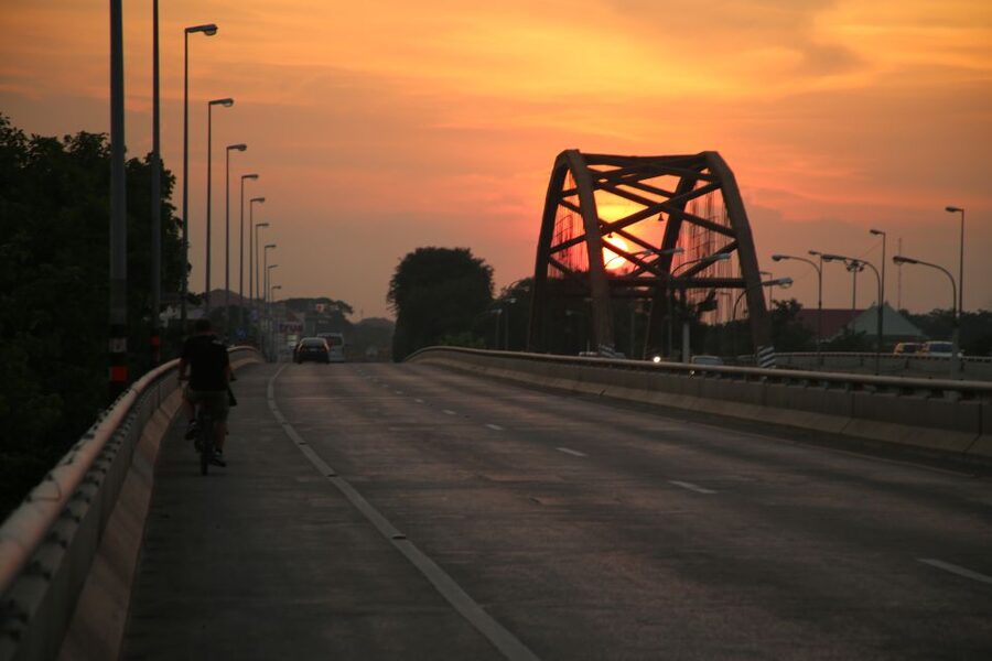 Ayutthaya: 3-Hour Sunset Ride Bike Excursion - Why Ayutthaya works so well after sunset
