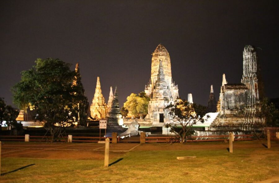 Ayutthaya: 3-Hour Sunset Ride Bike Excursion - Starting near Pom Phet Fort