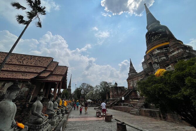 Ayutthaya Historical Old Capital day Tour from Bangkok - A market lunch with your own budget