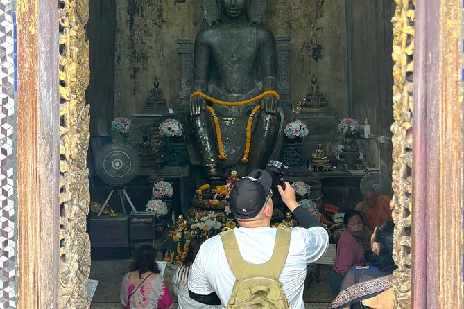 Ayutthaya’s Hidden Gems: Small Group Tour with Car & Local Guide - Royal drama at Wat Ratchaburana