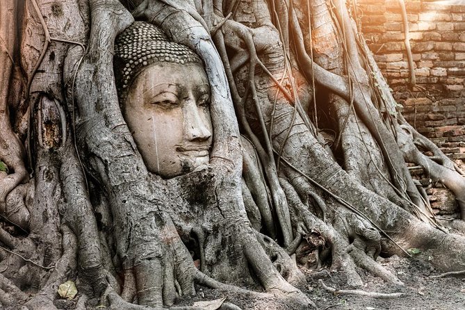 Ayutthaya Temples and Ayothaya Floating Market From Bangkok - Ayothaya Floating Market and the short canal ride