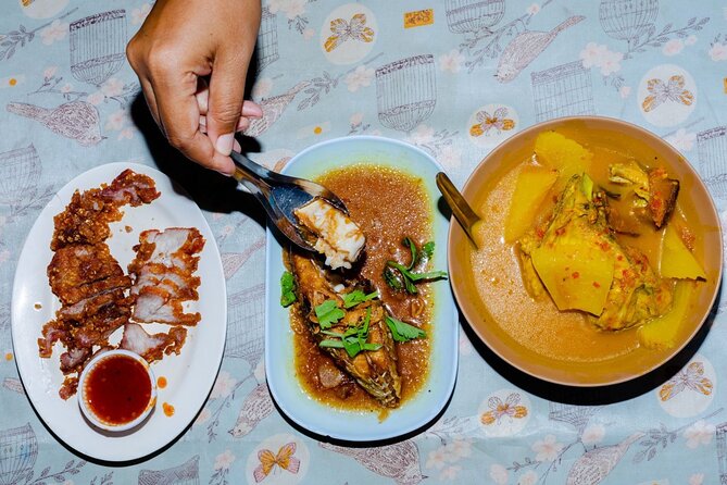 Baba Tastes Phuket Food Tour with 15+ Tastings - Finishing at Jui Tui Temple with dessert