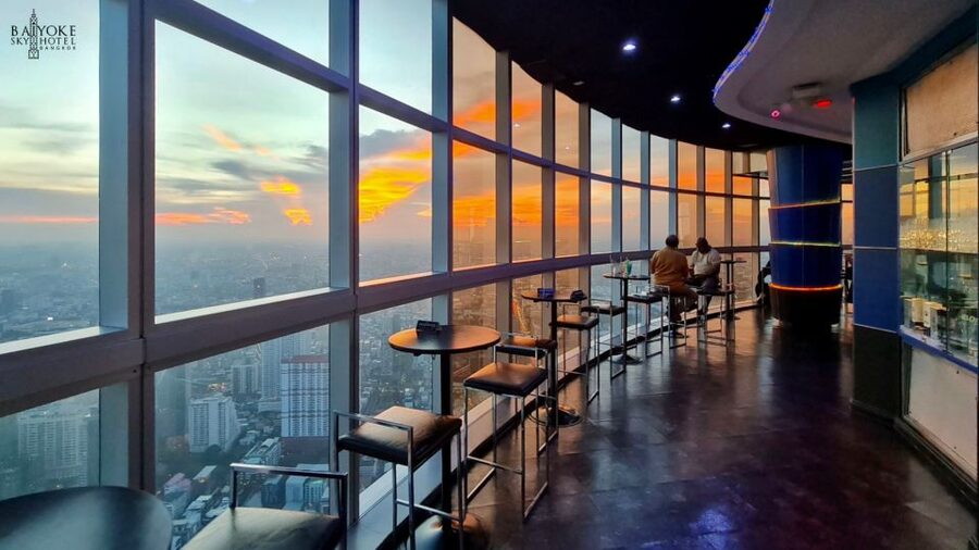 Baiyoke 82nd Floor Crystal Grill Buffet & Observation Deck - Dinner at the 82nd-floor Crystal Grill