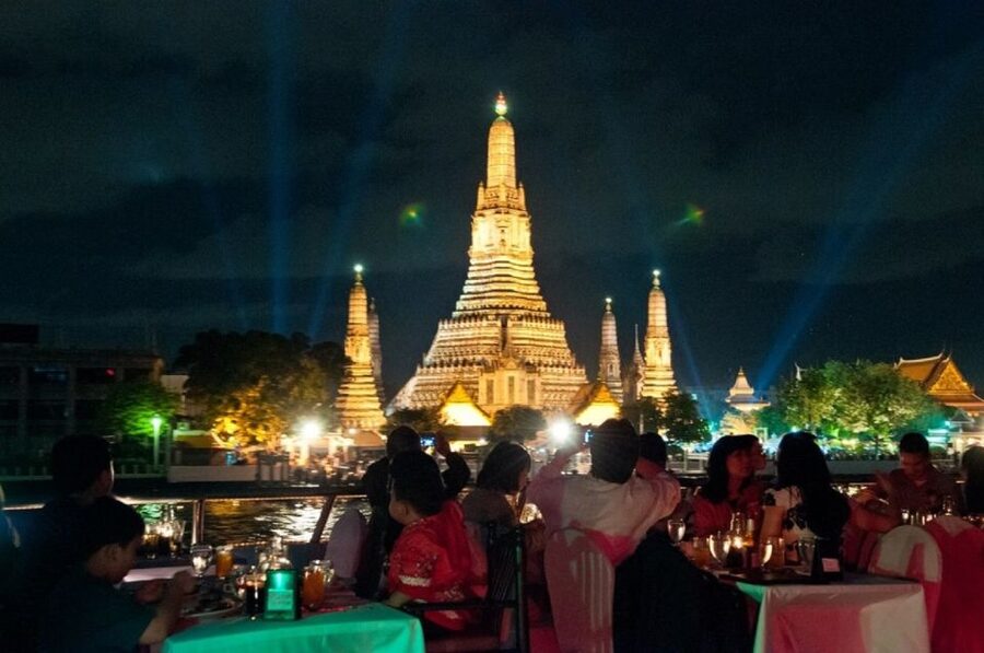 Bangkok: 2-Hour Dinner & Shows on White Orchid River Cruise - Live Music and the Cabaret Show