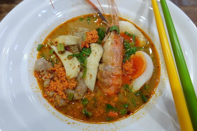 Bangkok After Dark: Pub Crawl Adventure - Who should book this night out