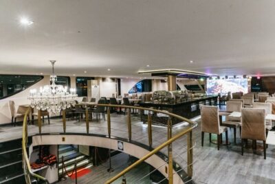 Bangkok: Alangka Luxury Buffet Dinner Cruise With Live Music