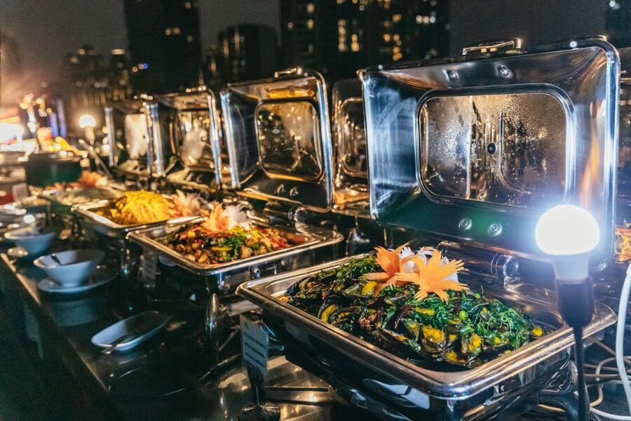 Bangkok: Alangka Luxury Buffet Dinner Cruise With Live Music - Weather and river conditions can change the route