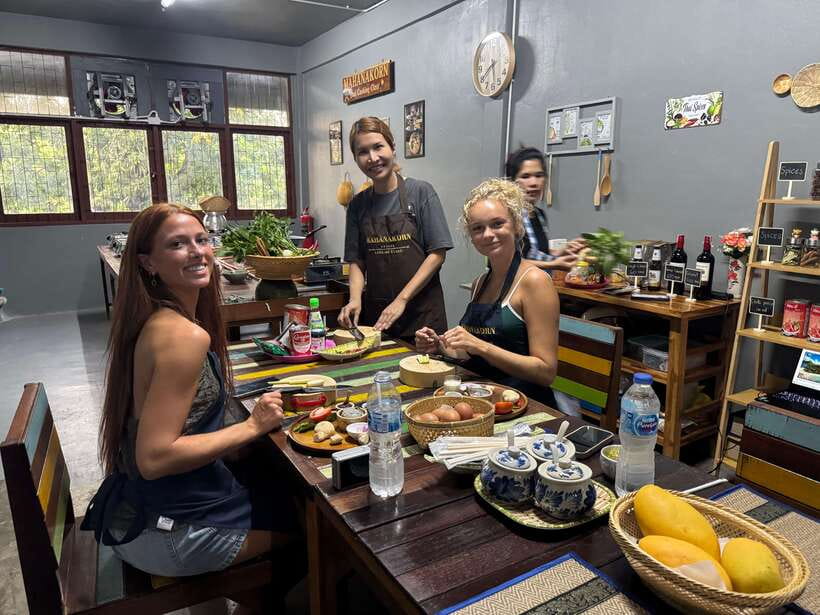 Bangkok: Authentic Thai Cooking Class with Local Host - A small Thai kitchen near Wat Pak Nam