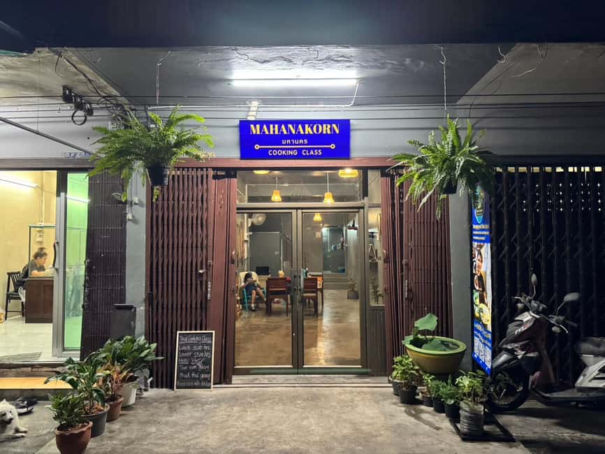 Bangkok: Authentic Thai Cooking Class with Local Host - Vegetarian, vegan, and allergy requests