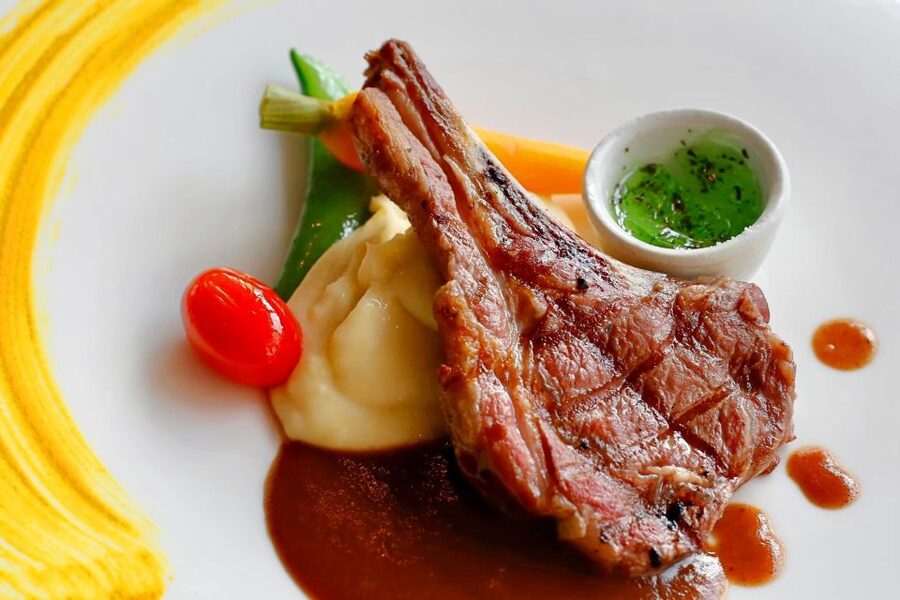 Bangkok: Baiyoke Observation Deck Ticket with Buffet Meal - Key points to know before you book