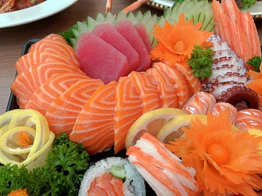Bangkok: Baiyoke Observation Deck Ticket with Buffet Meal - The fruit buffet is a lighter alternative
