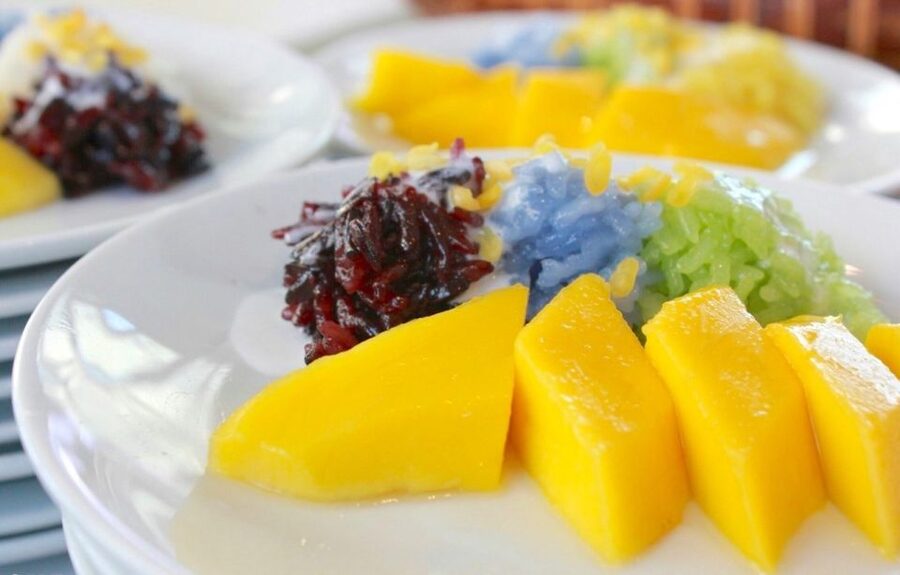 Bangkok: Baiyoke Observation Deck with Lunch/Dinner Buffet - The buffet: a wide choice in 90 minutes