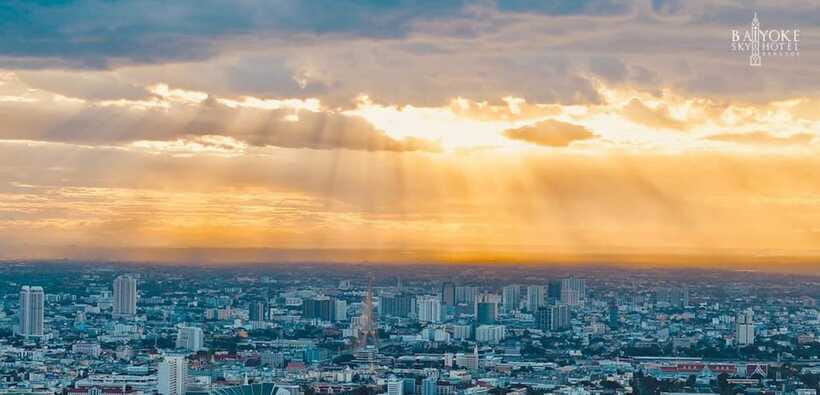 Bangkok: Baiyoke Sky Hotel Observatory Entry Ticket & Drink - The 84th-floor Revolving View Point