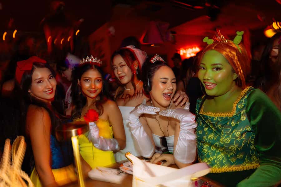 Bangkok: Bar and Club Crawl - Bangkok Club Crawl: Key Points
