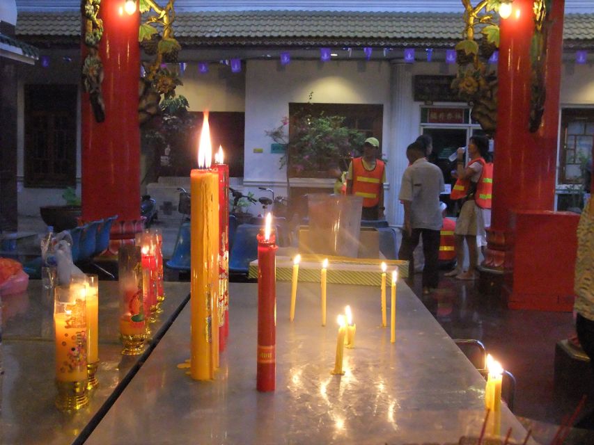 Bangkok by Night Cycling Tour with Street-food Meal - Who will get the most from this $45 tour