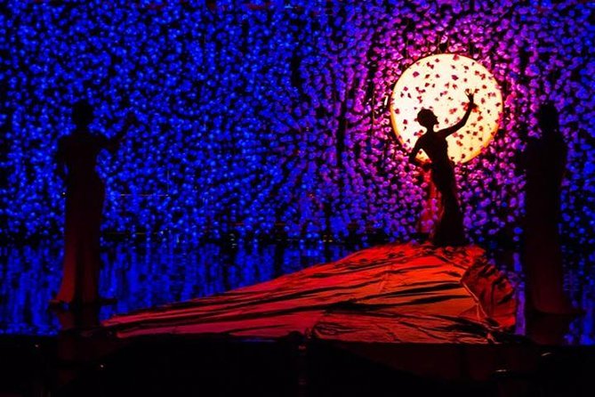 Bangkok Cabaret Show - Should you add the White Orchid dinner cruise?