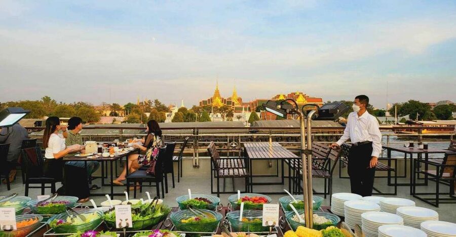 Bangkok: Calypso Cabaret & Dinner Cruise with Hotel Transfer - Hotel transfer can simplify a complicated evening