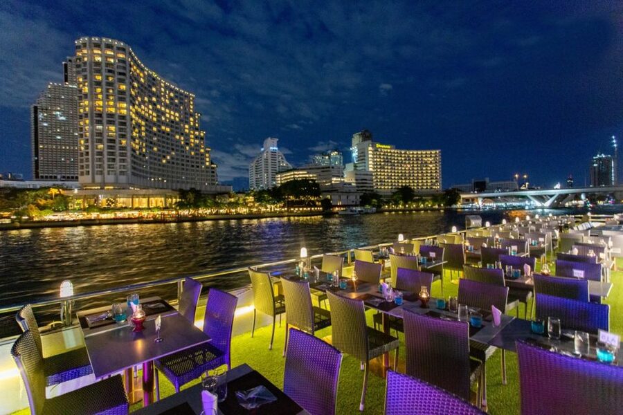 Bangkok: Chao Phraya Alangka Cruise at Icon Siam - Live music and Thai classical dance