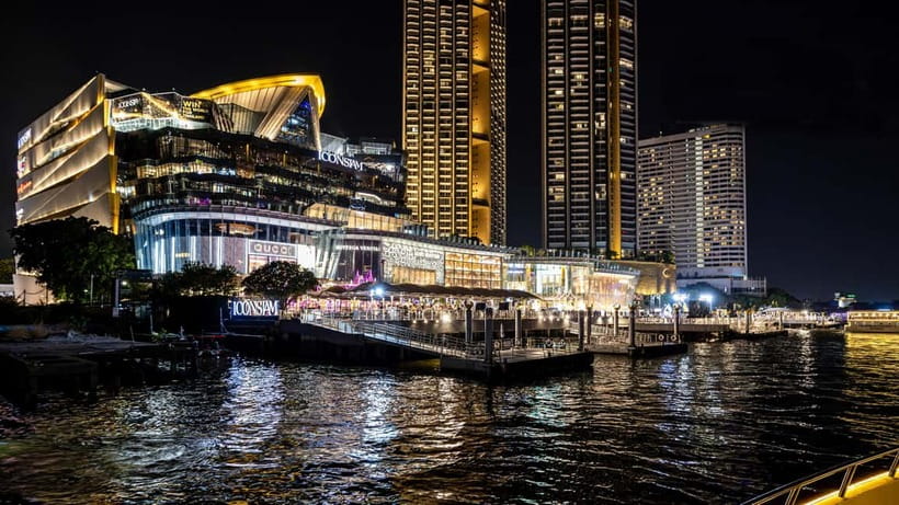 Bangkok: Chao Phraya Princess Dinner Cruise & Hotel Transfer - Why a Chao Phraya dinner cruise works in Bangkok