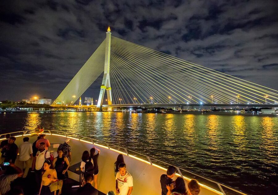 Bangkok: Chao Phraya Princess Dinner Cruise Ticket - Starting at Asiatique, ICONSIAM, or Terminal 21 Rama 3