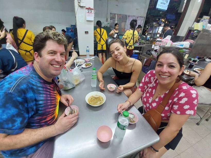 Bangkok: Chinatown Food Tour with Michelin Food Stalls - Thai-Chinese cooking with a local point of view