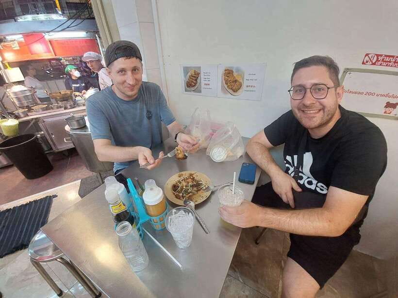 Bangkok: Chinatown Food Tour with Michelin Food Stalls - What $36 gets you