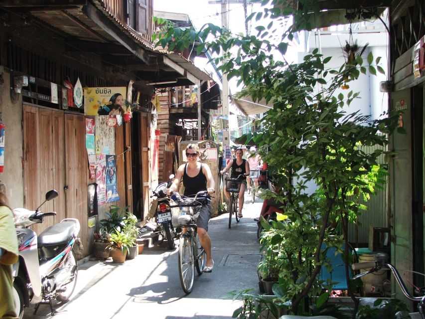 Bangkok Classical Bicycle Tour - Chinatown’s market lanes and old shop houses