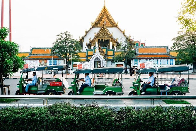 Bangkok Combo: Tuk Tuk App Pass, Chao Phraya Boat & E-sim - A self-guided Bangkok ride with useful extras