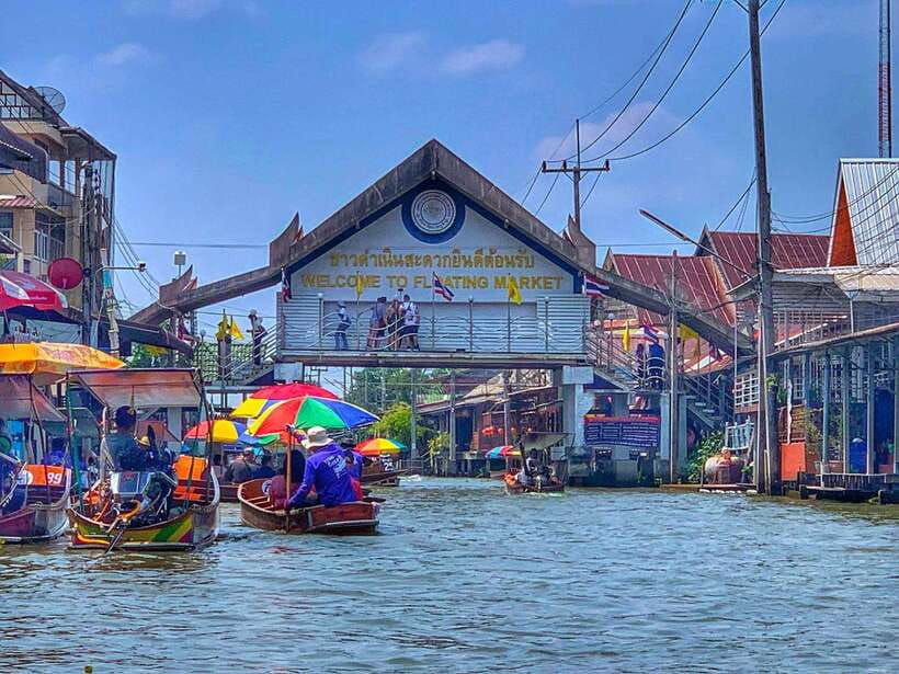 Bangkok: Damnoen Saduak and Mae Klong Train Markets - Who should book this Bangkok market tour?